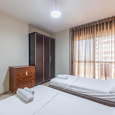 City Center Apartments By Kondo Stays فلورا المظهر الخارجي الصورة