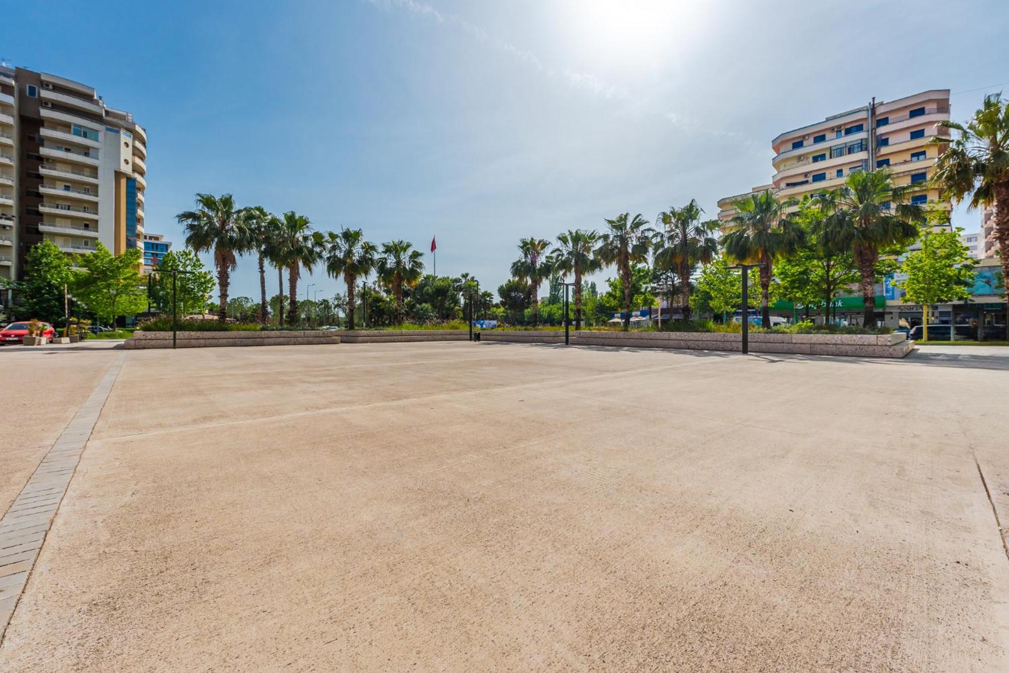 City Center Apartments By Kondo Stays فلورا المظهر الخارجي الصورة